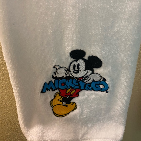 Mickey & Co Bath 3 pc set - Picture 6 of 12